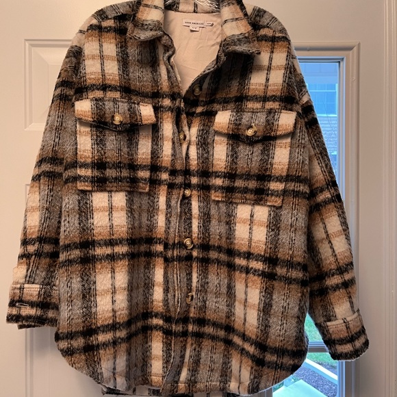 Good American brushed boyfriend shacket - Picture 3 of 4